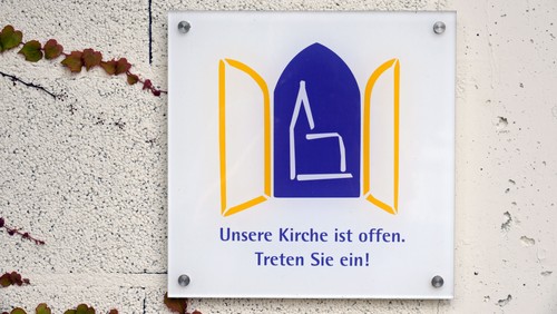 Die Nienstedtener Kirche ist über die Osterfeiertage bis 16 Uhr geöffnet