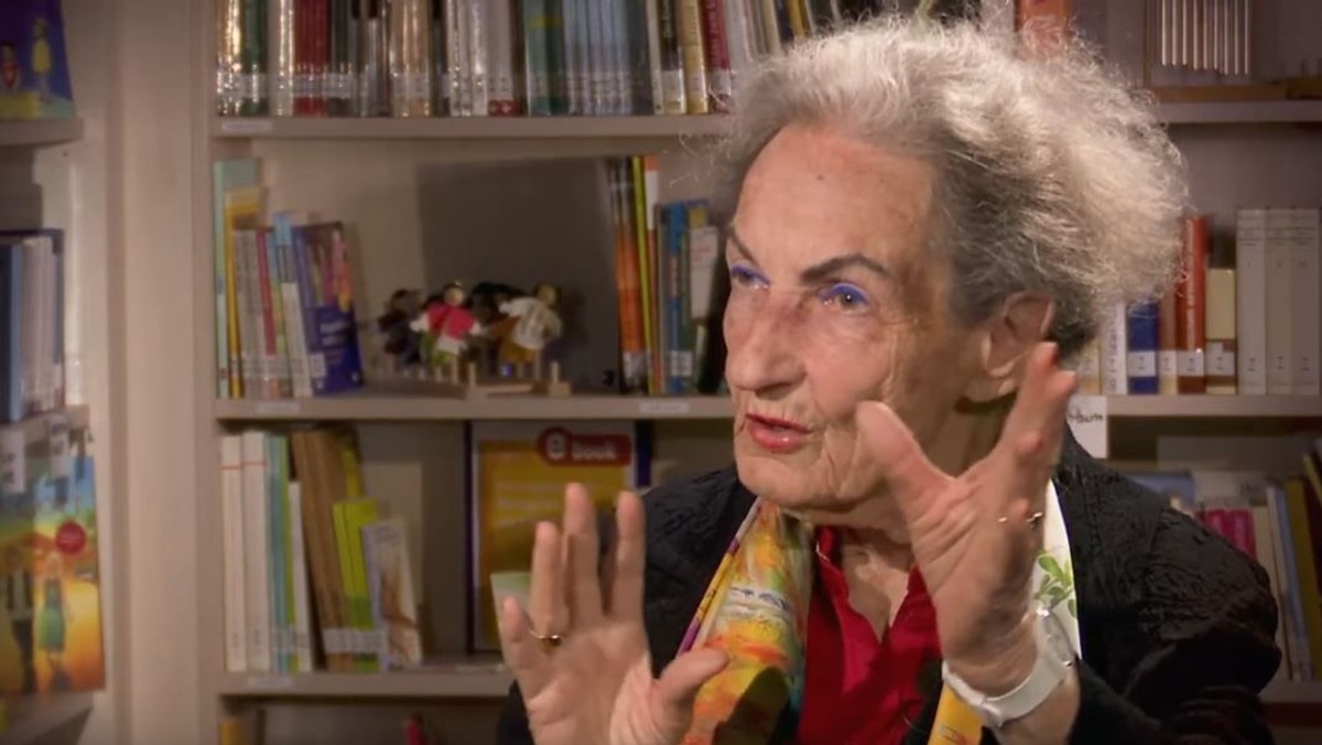 „WIE WAR DAS DAMALS?“ – Jugendliche stellen Fragen an die Shoa-Überlebende Rahel Renate Mann