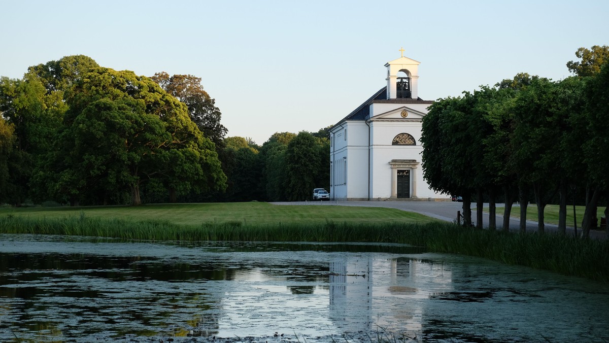 Kirkekontoret er igen åbent for personlig henvendelse