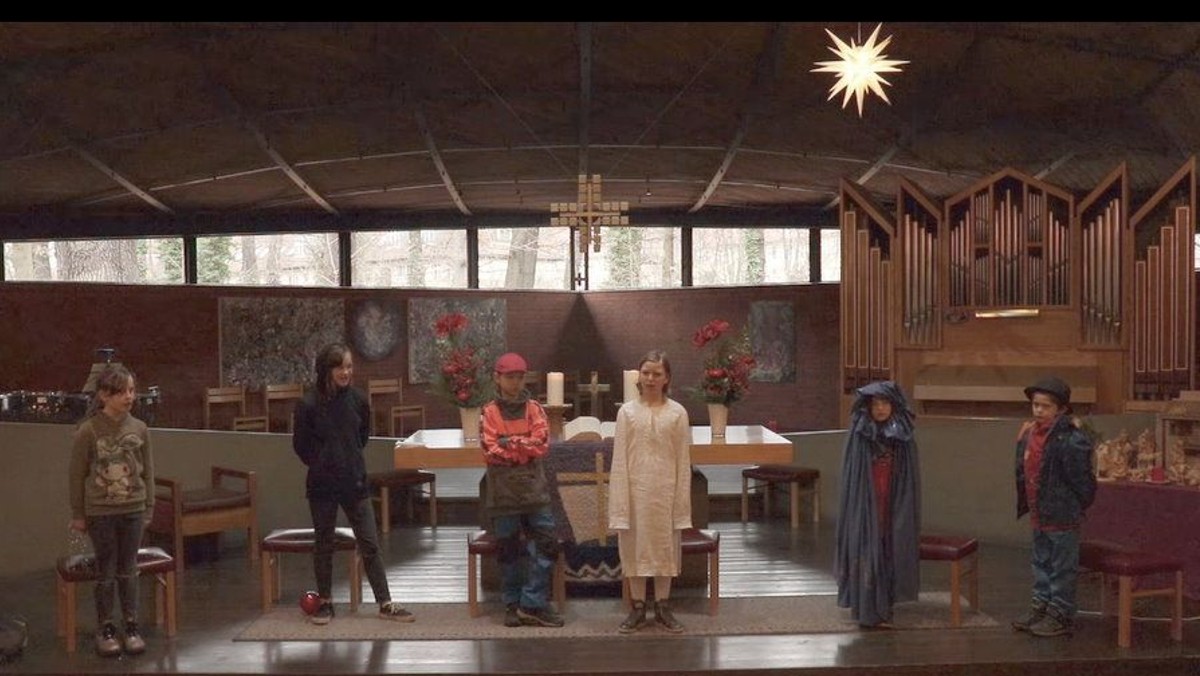 Krippenspiel "Eddi und die Weihnachtskugel" aus Alt-Wittenau