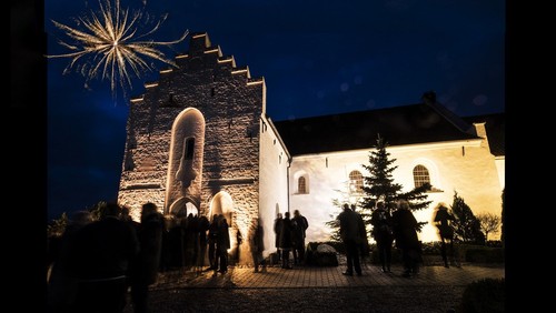 Vær Velkommen
