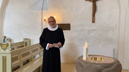 Livestreaming af gudstjenester og videoer fra Farsø Kirke