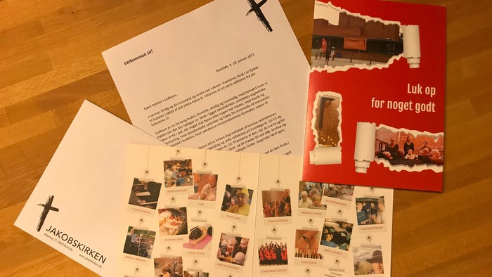 Billeder og tekster på dansk om Jakobskirken og juleaktiviteter