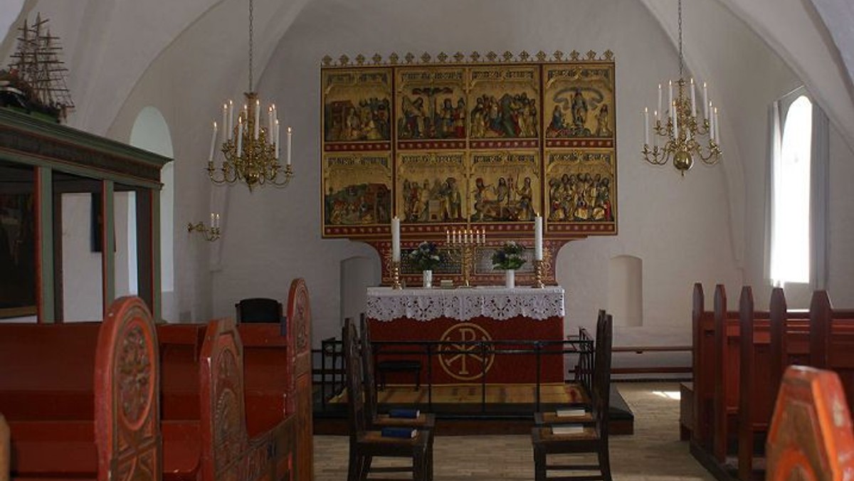 Tibirke kirke skal kalkes indvendig