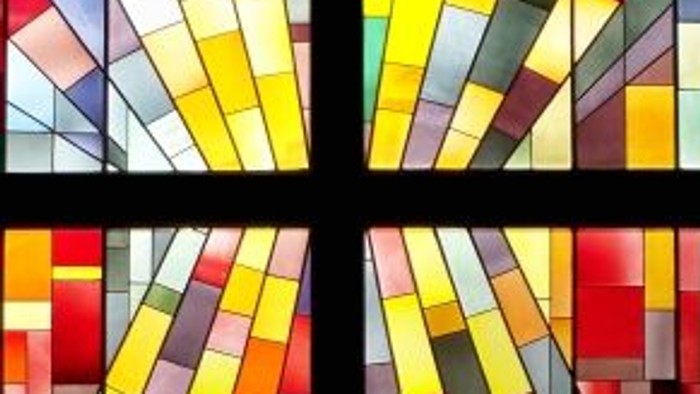 Symbolbild-Fenster-Himmelfahrtkirche