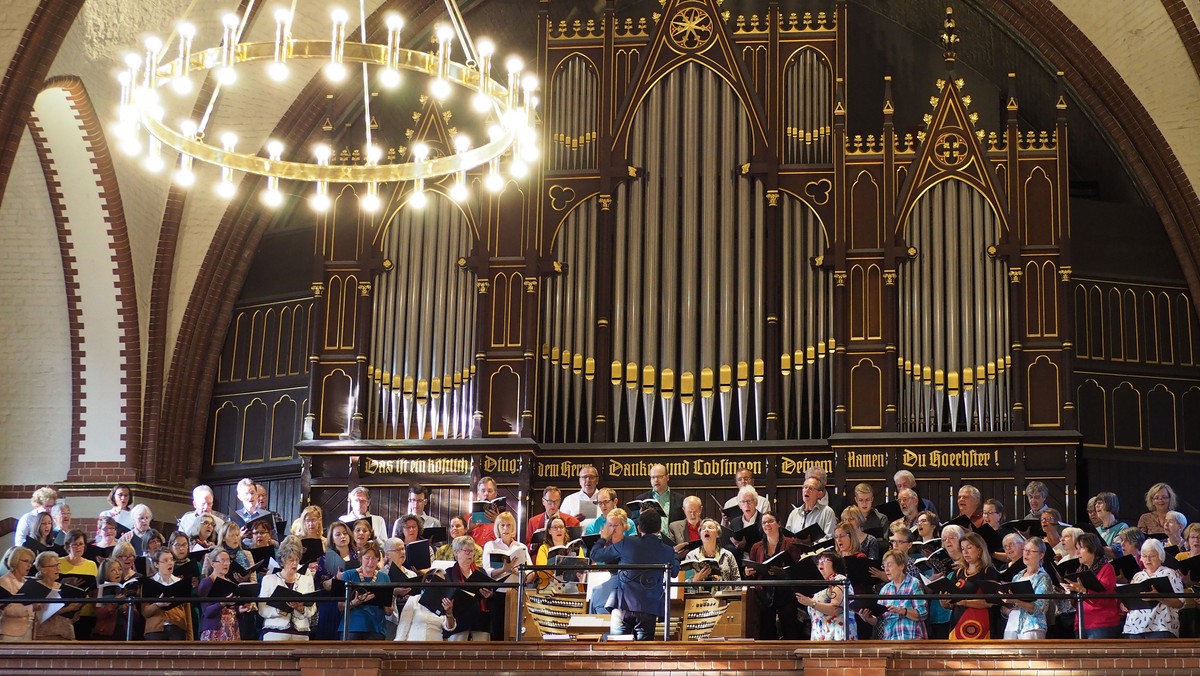 „Der Kirchenmusiker für nur eine Gemeinde wird der Ausnahmefall sein“ - Interview mit Kreiskantor Matthias Schmelmer