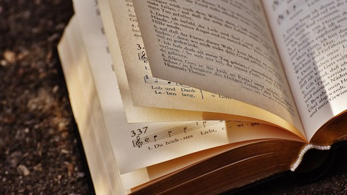 Neues Evangelisches Gesangbuch: Schick uns dein Lied!