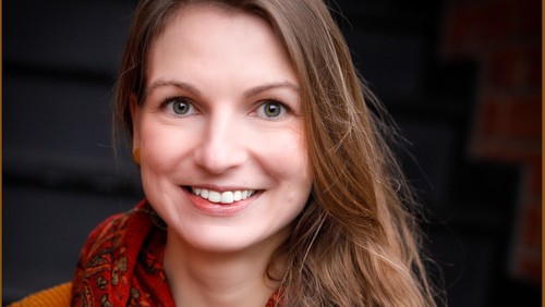 Fragen an Bewerberin Pastorin Karolin Eckstein - Video inside
