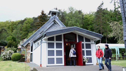 Spaziergänge und Gebete im Lebenshaus