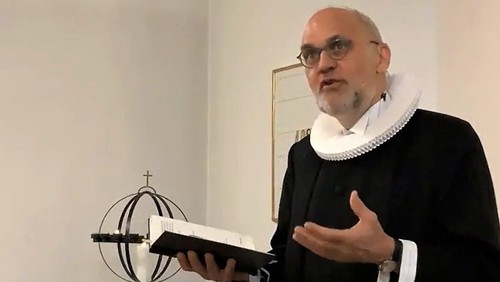 Hans-Henrik 30 år som præst i Humlebæk