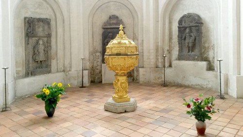 Bei deinem Namen gerufen – Namensgebung bei Beschneidung und Taufe