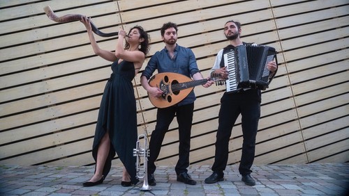 Folkadu-Konzert zur Vernissage am 10.07.