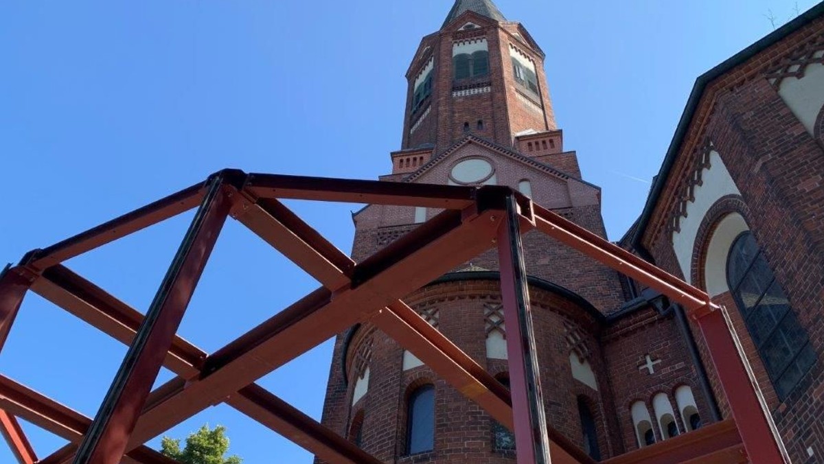 Unser Anbau an die Hochmeisterkirche - Teil 5: Der lange Weg vom Rohbau bis zum Stahlbau des Glaspavillons