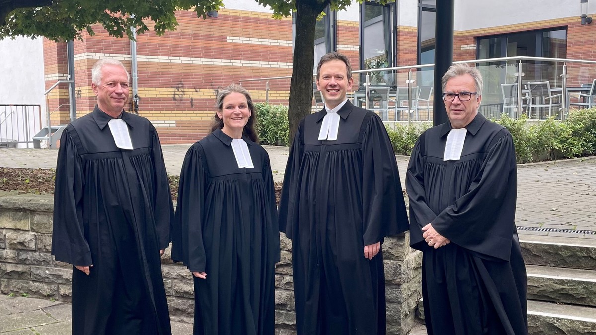 Pfarrerin Sandra Thönniges in festlichem Gottesdienst eingeführt!