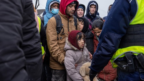 Wie Sie helfen können, die Not in der Ukraine zu lindern und Geflüchtete zu unterstützen