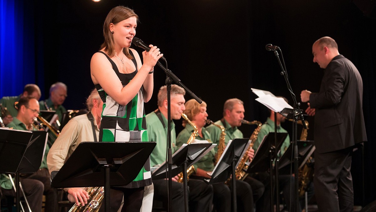 vivo: Big Band im Advent