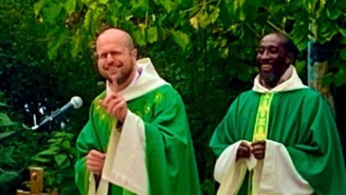 Abschiedsgottesdienst mit Gemeindeempfang zur Verabschiedung von Pater Serge und Pater Christophe