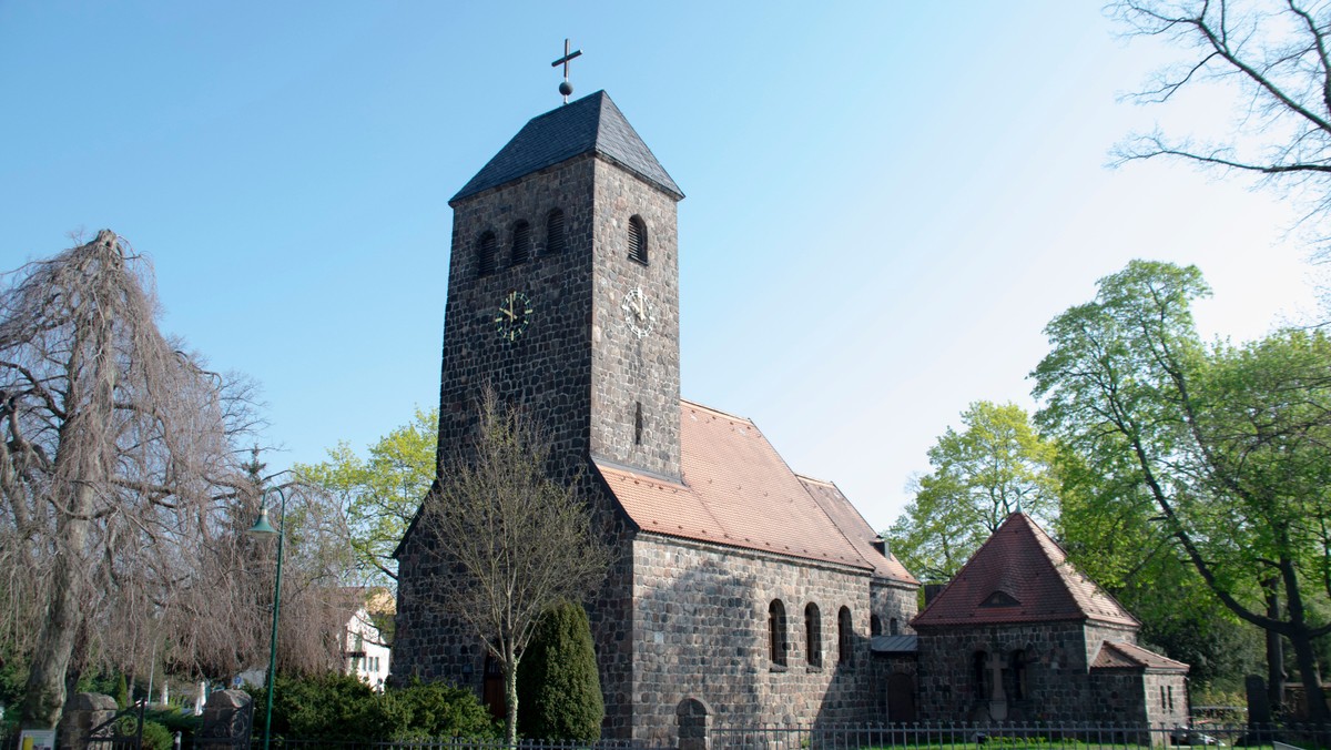 Gottesdienst in der Dorfkirche Schönefeld