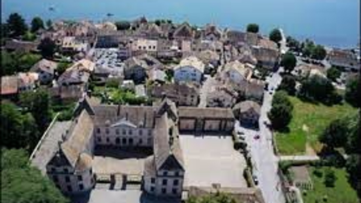 Treffpunkt Gemeinde - Schlossbesichtigung in Coppet