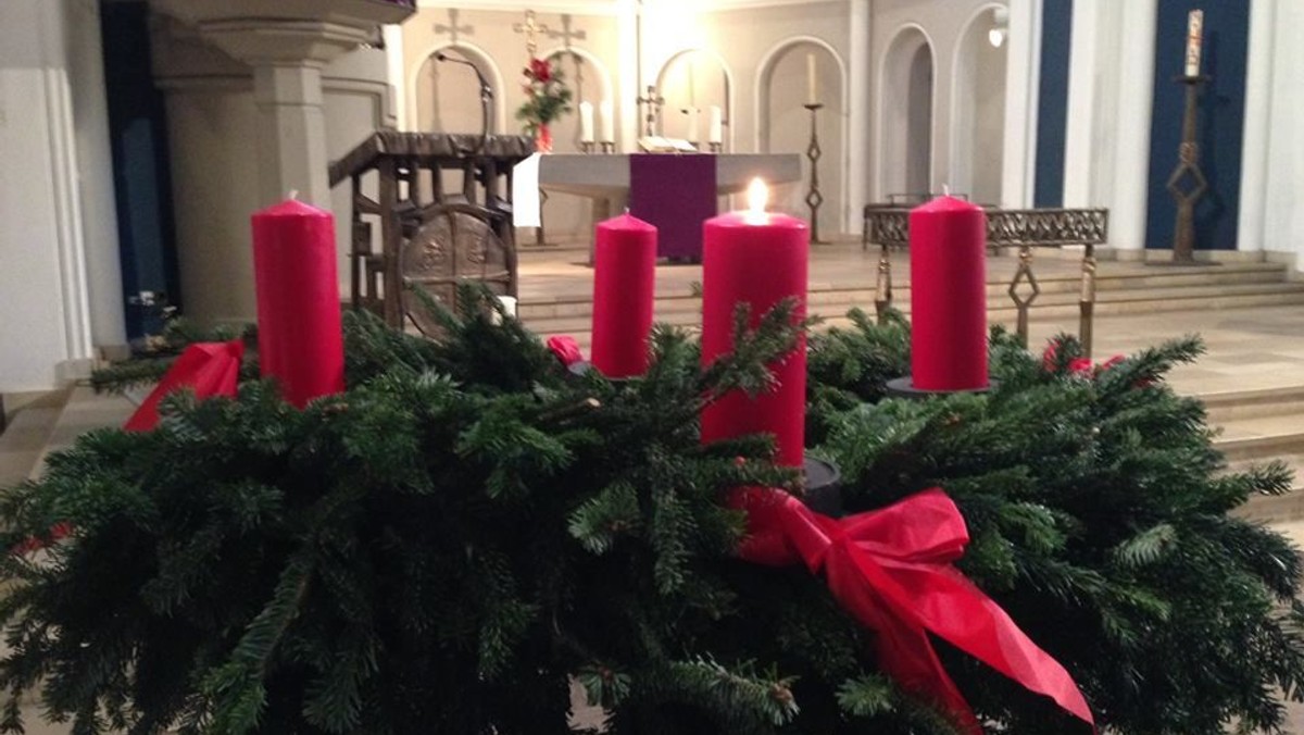 Gottesdienst mit Wandelabendmahl