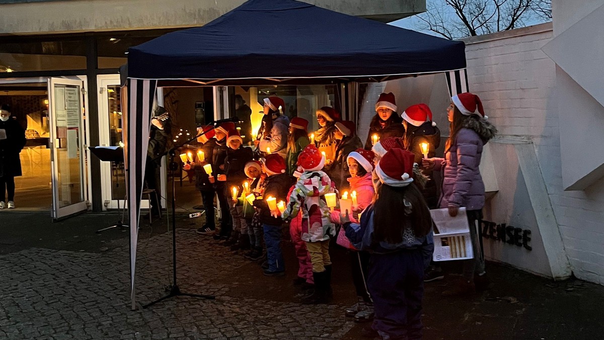 Gottesdienst - anschließend Adventsfest