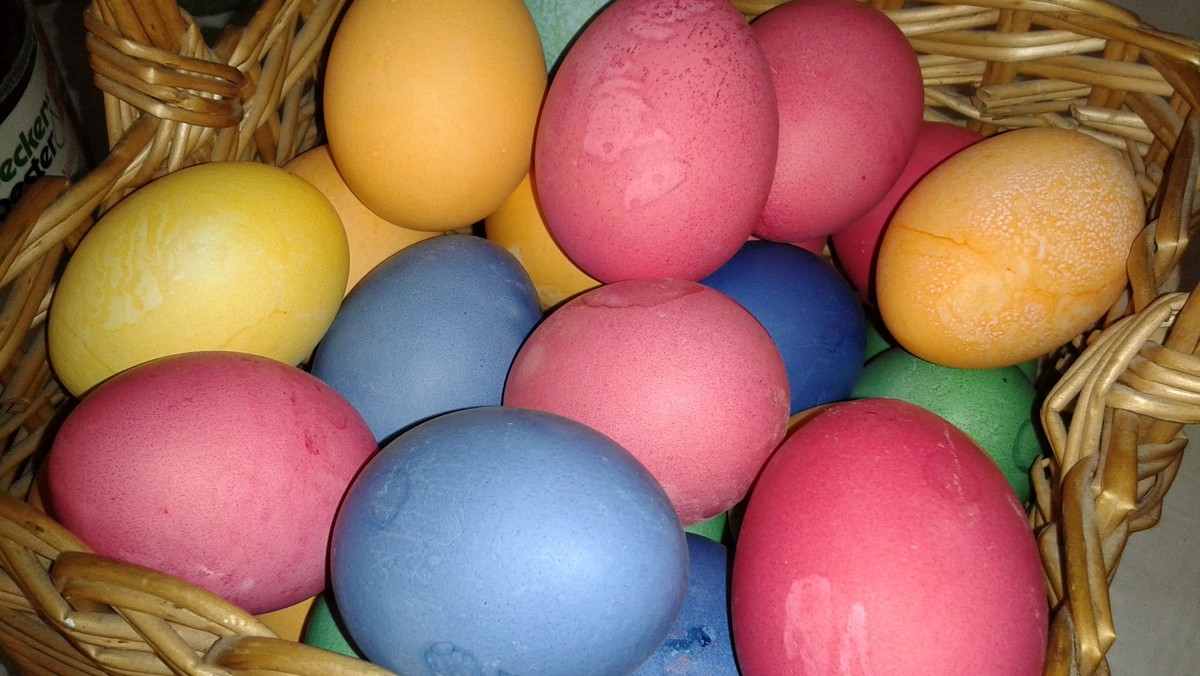 Osterfrühstück mit anschließendem Ostereisuchen im Garten