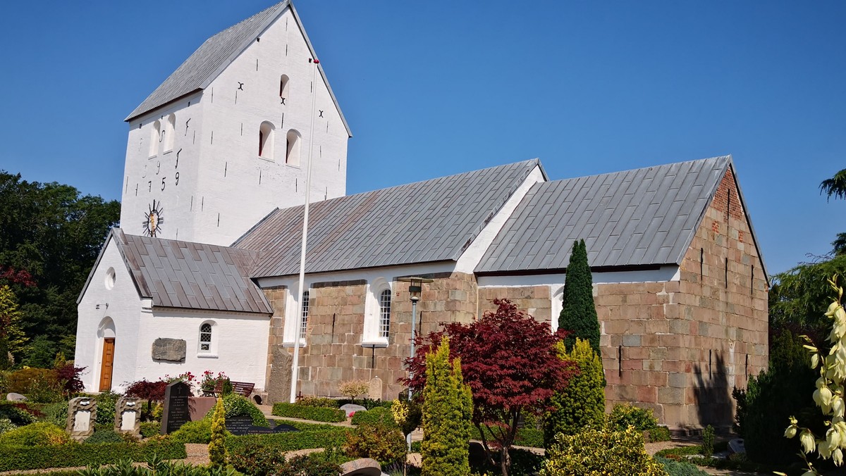 Højmesse i Hellevad Kirke