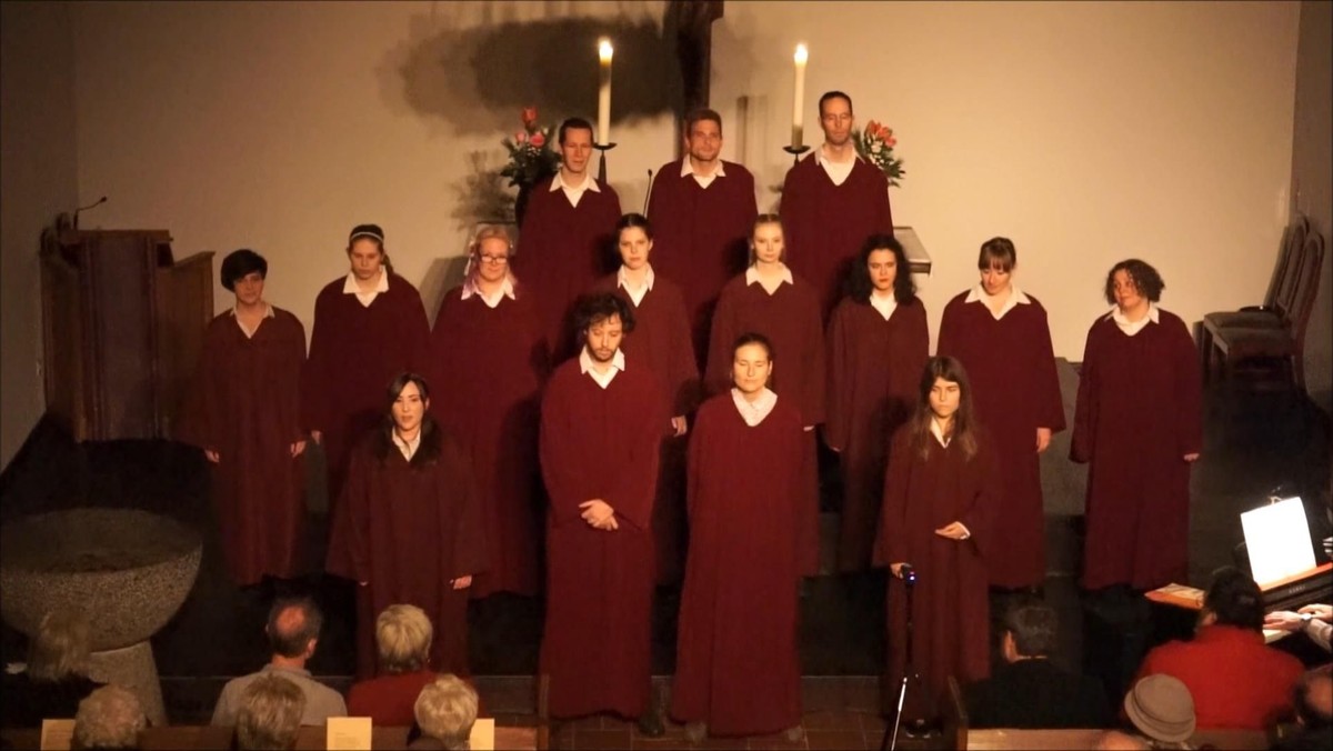 Joyful Voices Konzert im Kirchgarten