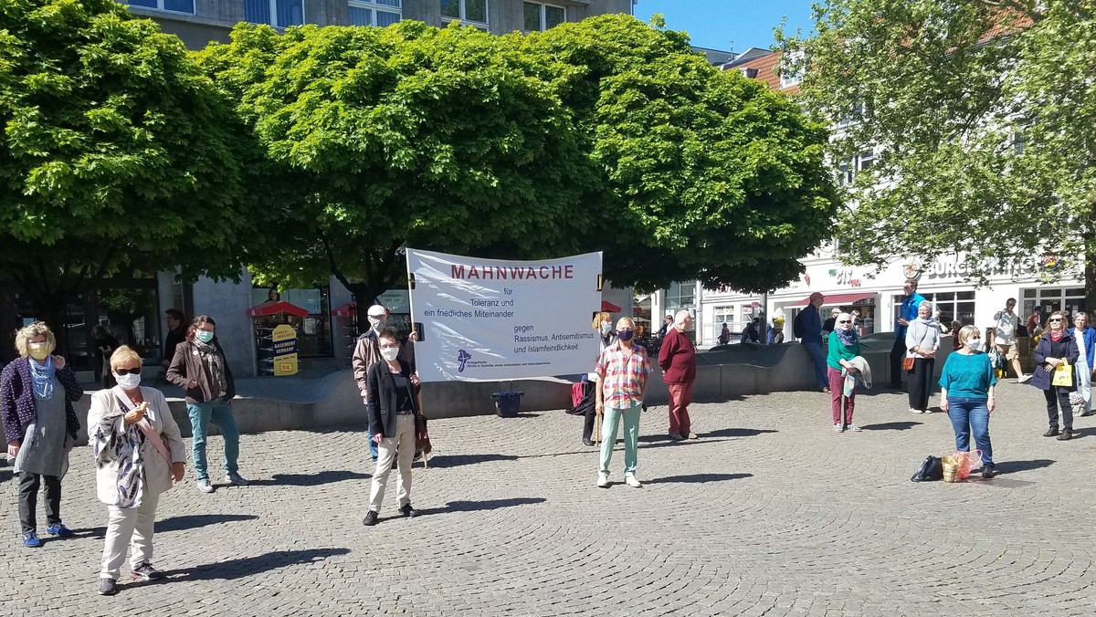 Mahnwache für Toleranz und ein friedliches Miteinander
