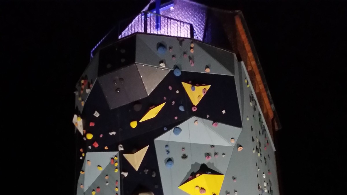 Aftenklatring, rappelling og lysbad