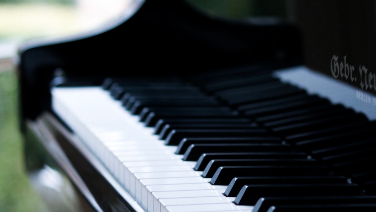 Saturday Morning Coffee Concert: Jill Crossland (Piano)