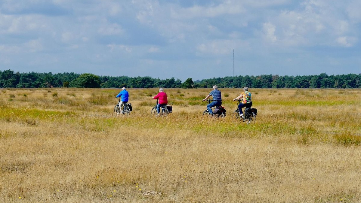 Himmelfahrtstour: Andacht in der Dorfkirche Schönefeld mit Fahrradfahrt und Abschluss in Brusendorf