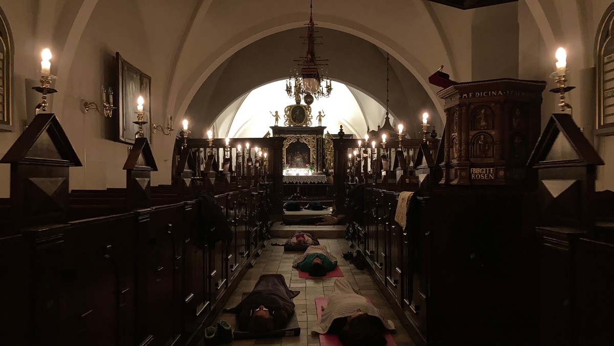Kirkeyoga onsdag kl. 17.30 i Valløby