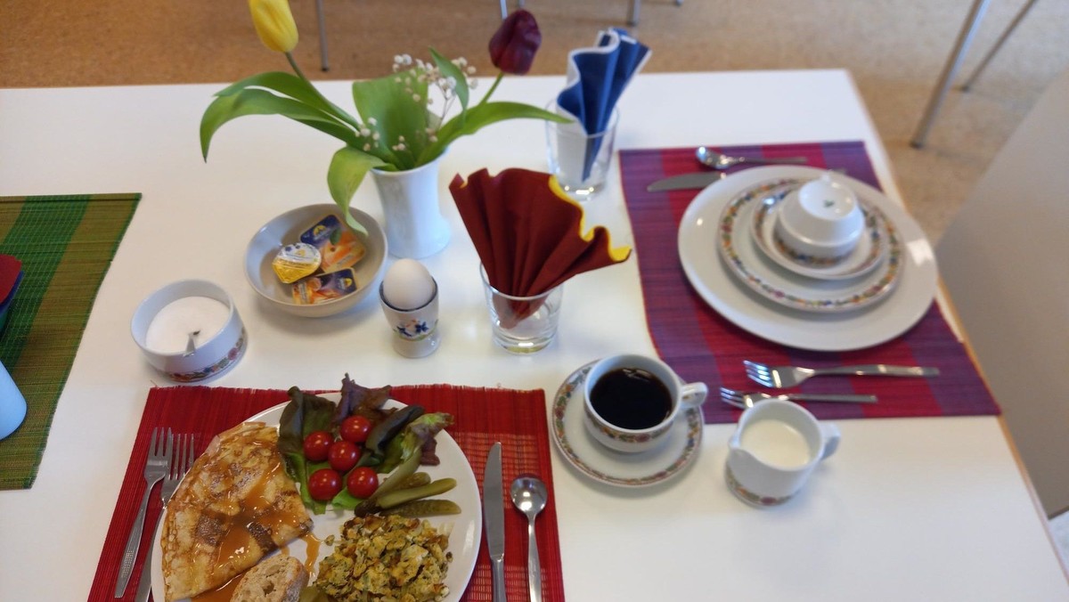 Internationales Elternfrühstücks-Buffet
