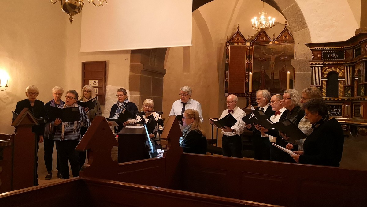 'Meningsfulde melodier' | Aftensang i Hellevad Kirke