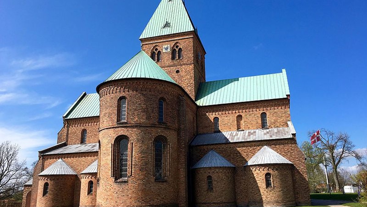 Skovtur til Sankt Bendts Kirke