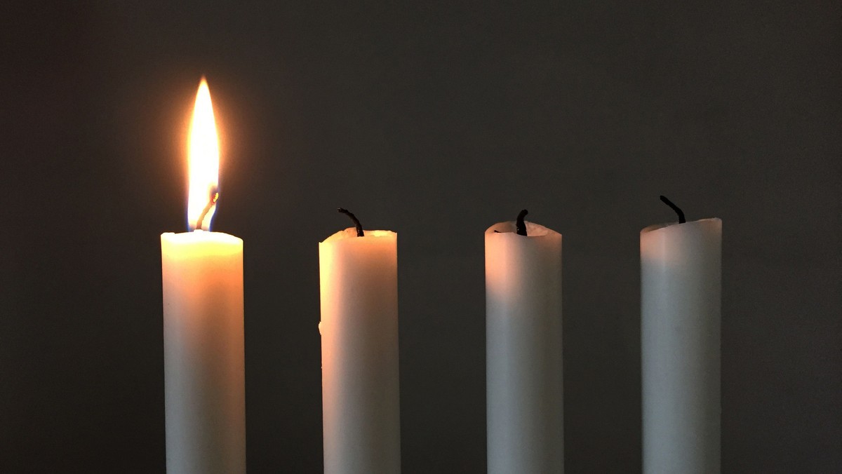 1. søndag i adventsgudstjeneste i Vindinge kirke med efterfølgende brødauktion
