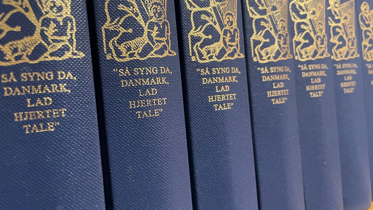 Sangcafé med højskolesange i sognegården