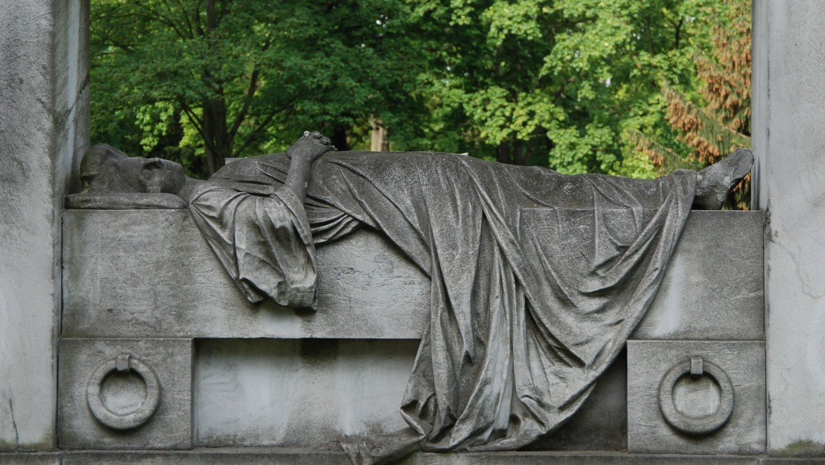 Ein Sommerabend auf dem Friedhof – Kreuzberger Friedhofsnacht