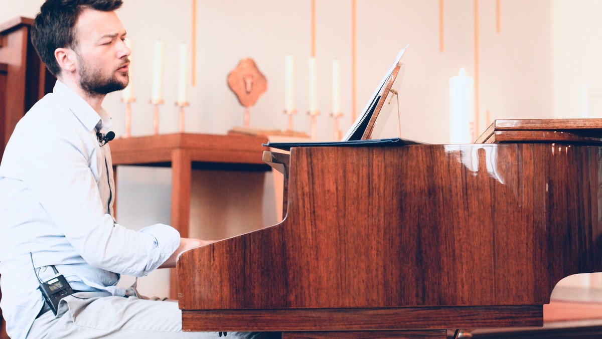 Offenes Singen neuer geistlicher Lieder