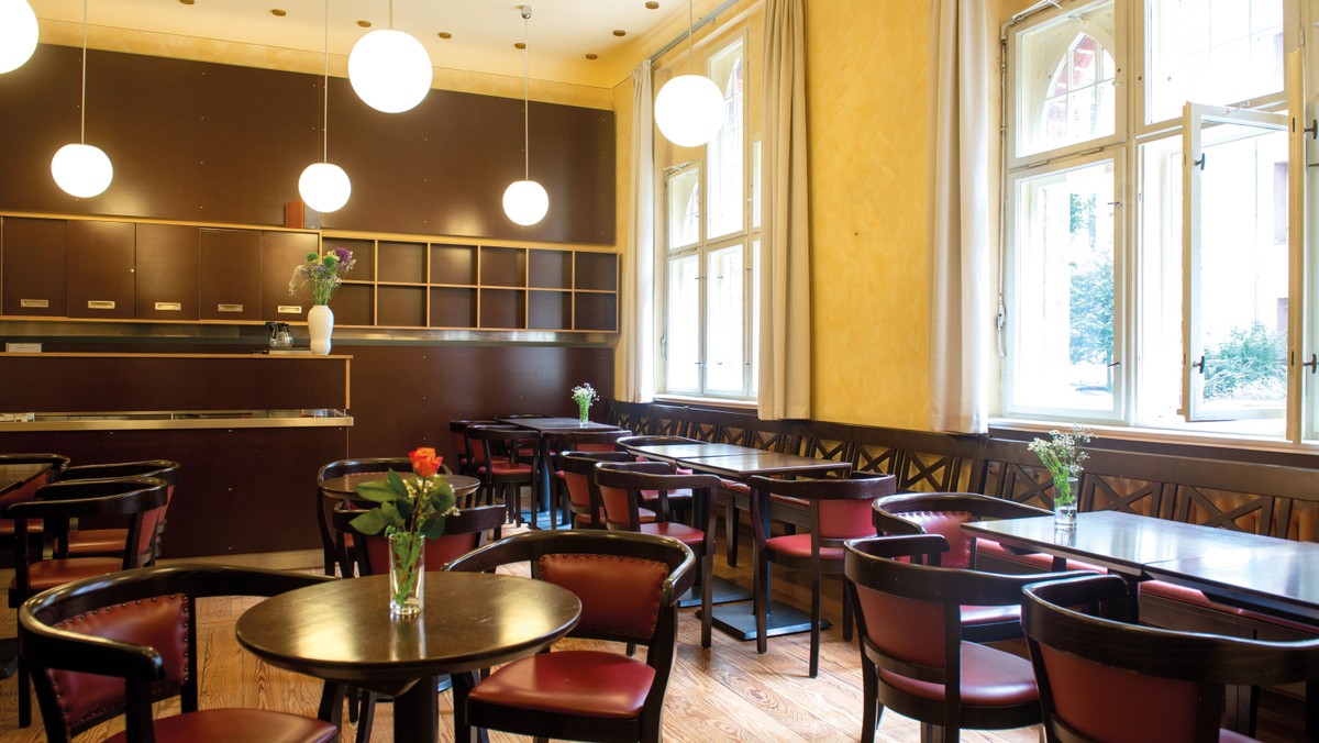 Treff im Café