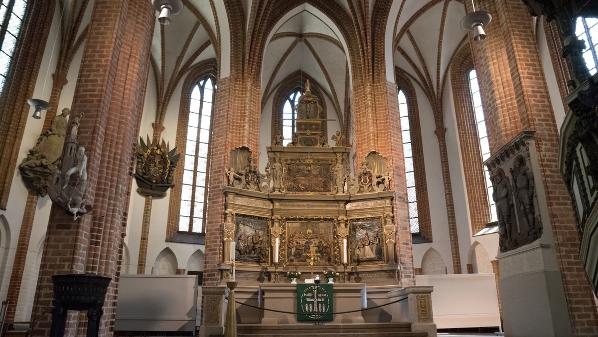 Gottesdienst und Gemeindeversammlung