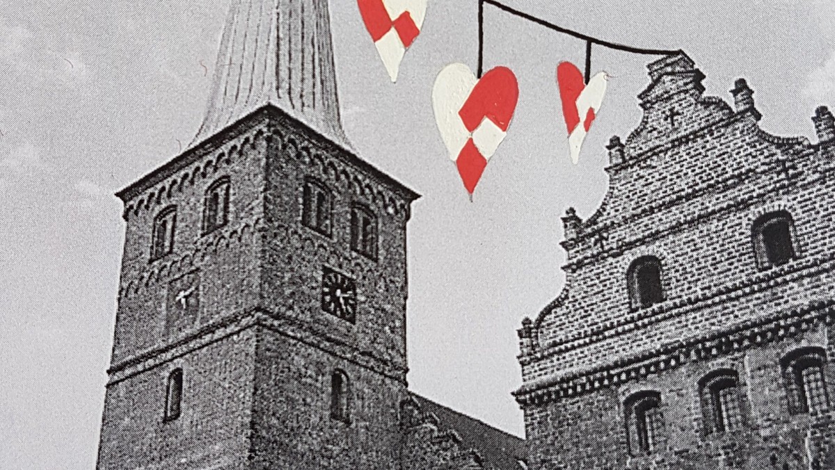 Adventsgudstjeneste for børn - Pigekoret deltager