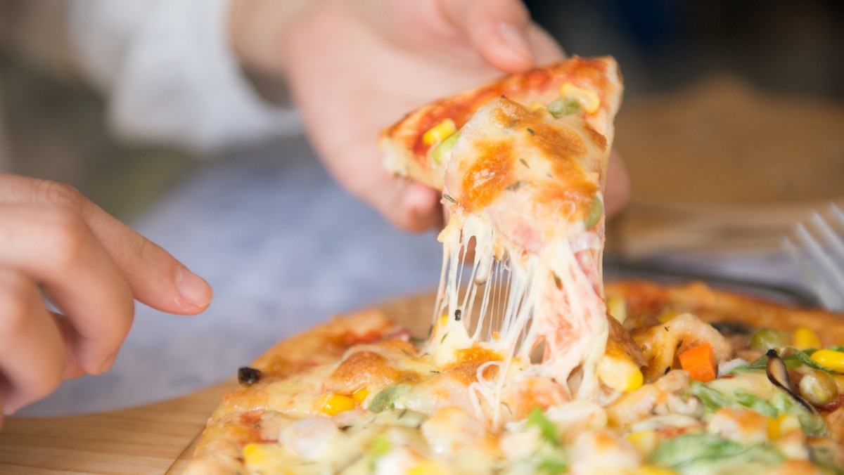 Pizza og familiefællessang