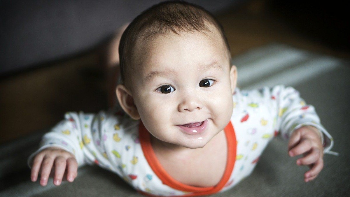 Babysalmesang (2-6 mdr.)