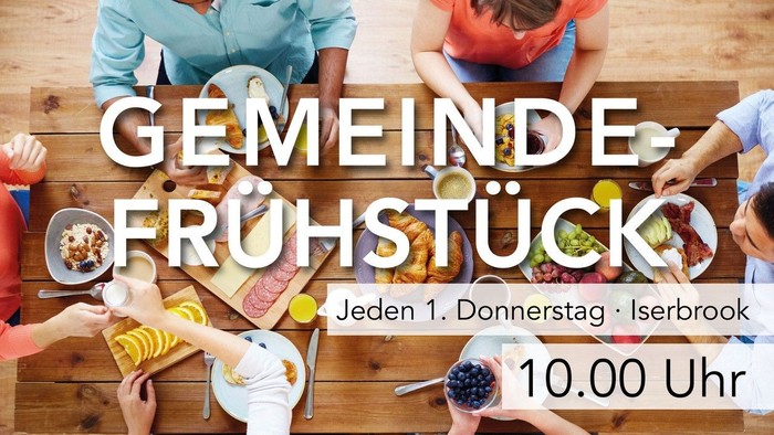 Gemeinsamer Frühstückstisch mit verschiedenen Speisen und Getränken, Preis 10.00 Uhr