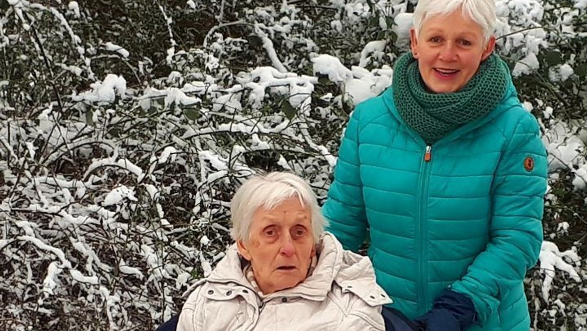 Käthe liest: "Stein im Weg"