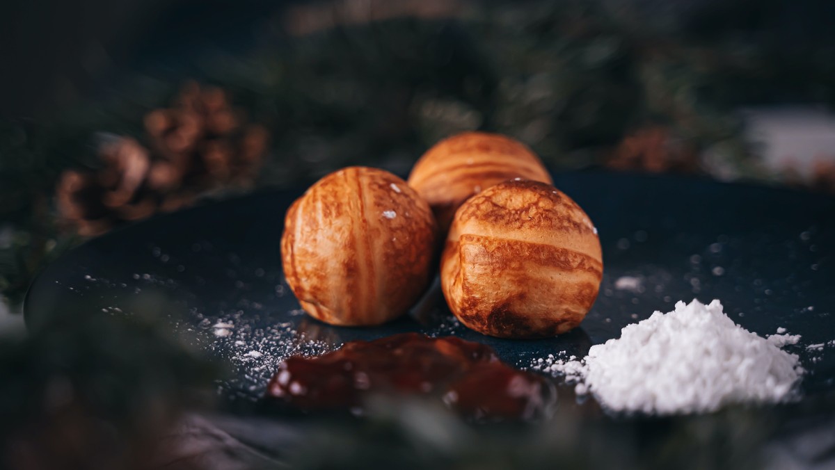 Syng julen ind og gløgg/æbleskiver