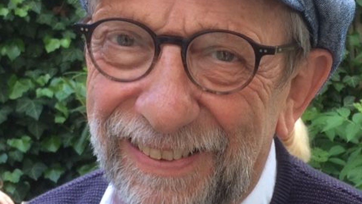 "Stenene synger i vinden" i Fra Smil til Smil