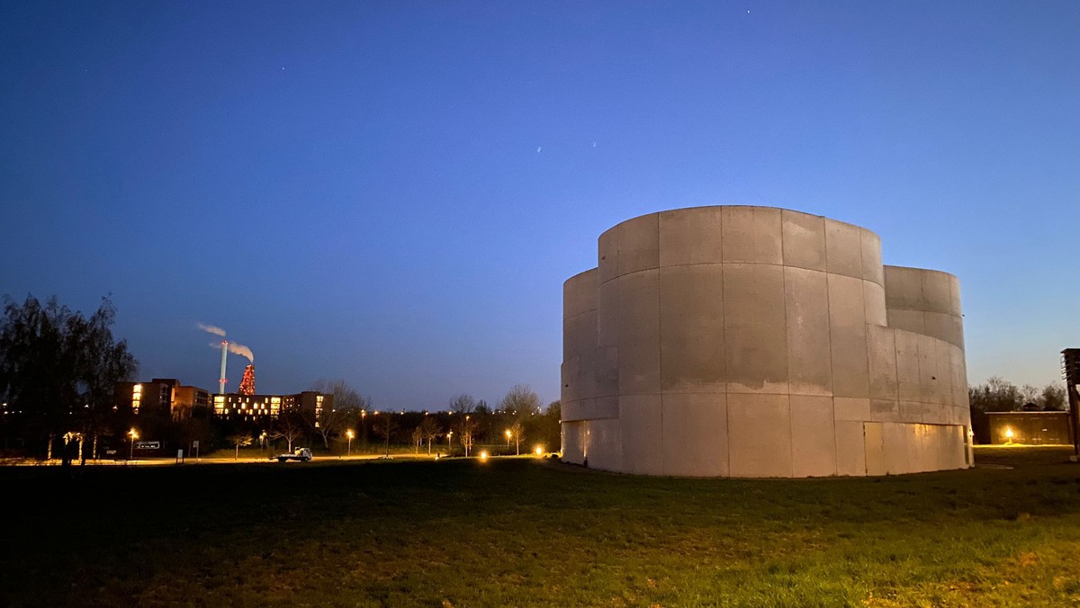 Åben kirke i Trekroner - nyd roen eller gå på opdagelse i Danmarks nyeste kirke